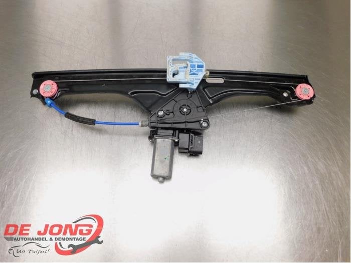 Mécanique vitre 4portes avant gauche d'un BMW 2-Serie, -, 3 mois de garantie, Utilisé, -