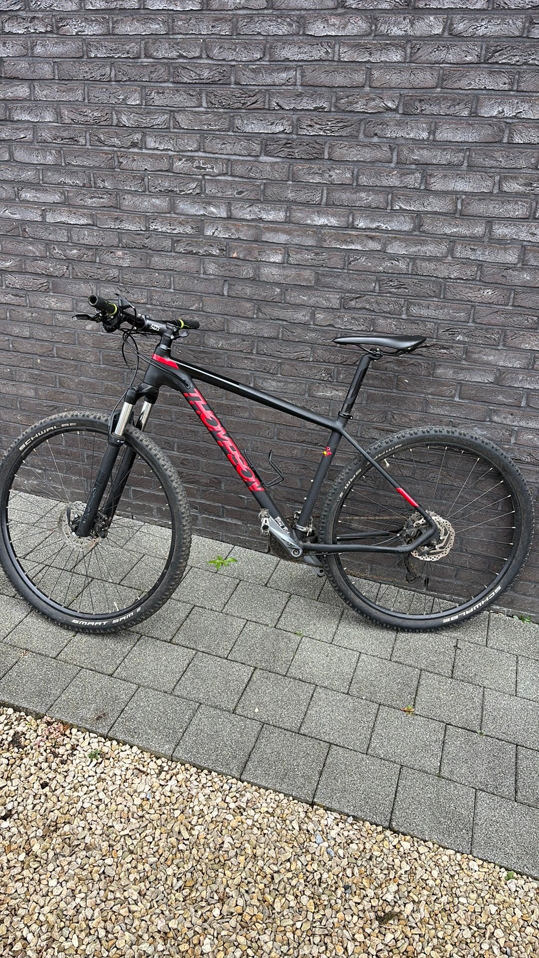 Mountainbike thompson mat zwart rode acsenten, Vélos & Vélomoteurs, Autres marques, Enlèvement, Hommes, Frein à disque