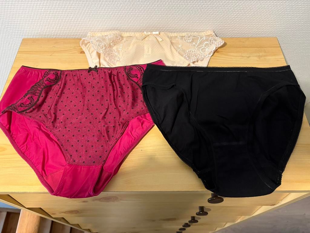 3 slips van Prima Donna, Conturelle en Mar Collection (42)., Ophalen of Verzenden, Beige, Slip