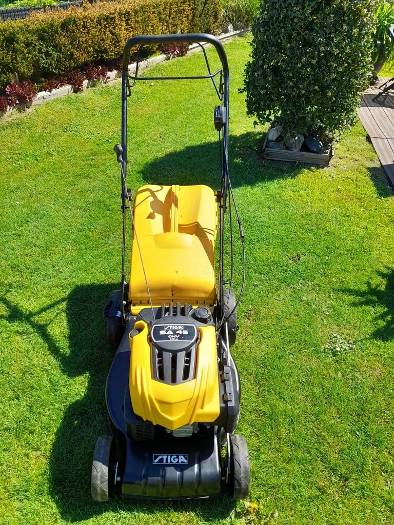 Benzine zelftrekker, Tuin en Terras, Grasmaaiers, Ophalen