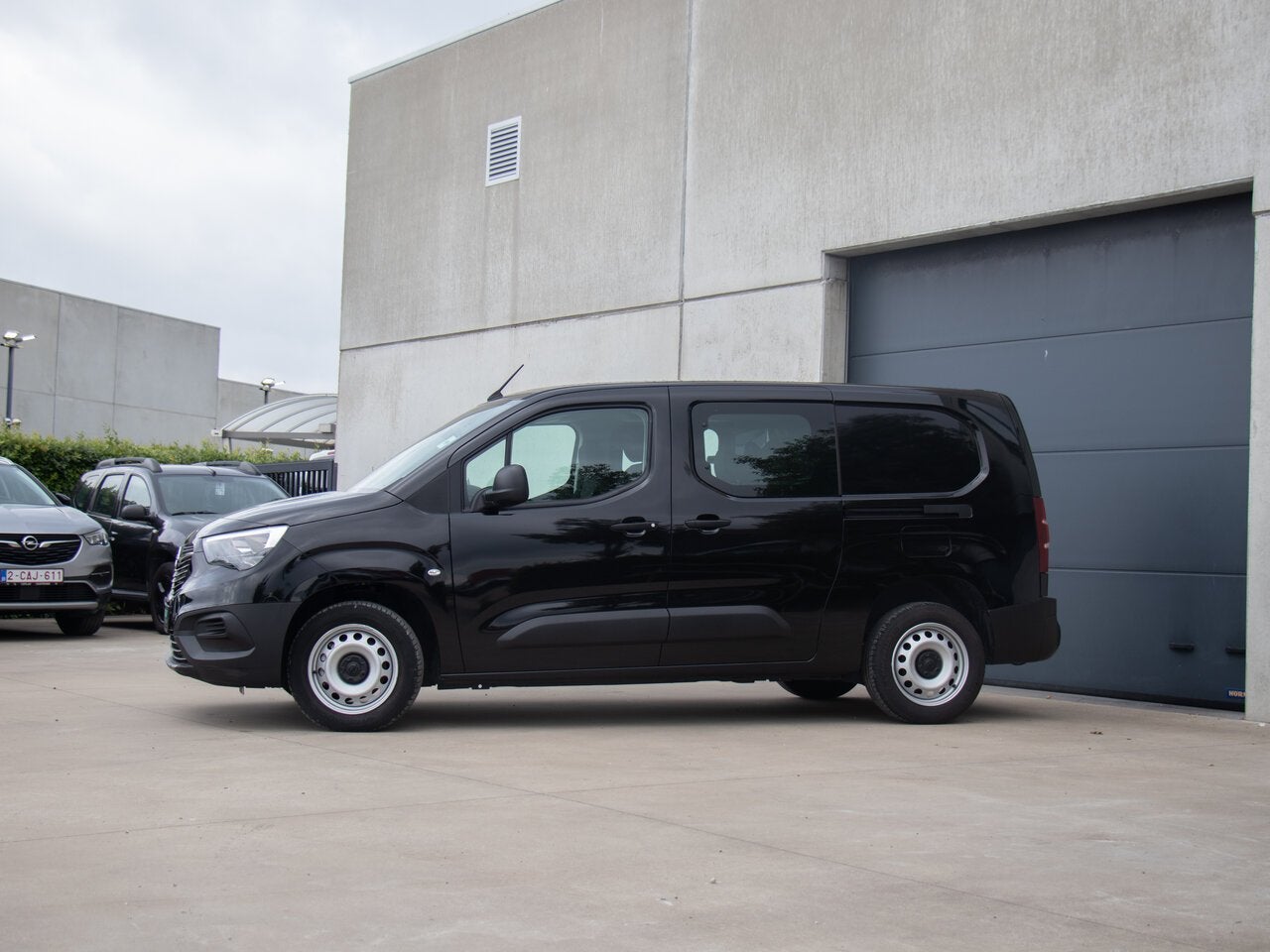 Opel Combo DC 5 ZIT 1.5 MT6 100PK SENSOREN|NAVIGAITE|CARPLAY, Auto's, 4 deurs, 0 kg, 100 pk, Bedrijf