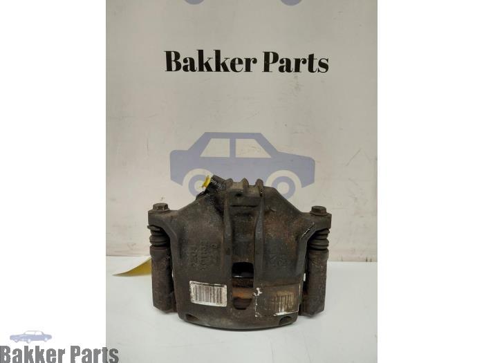 Etrier de frein (pince) avant droit d'un Peugeot 208, Autos : Pièces & Accessoires, -, -, 3 mois de garantie, Utilisé