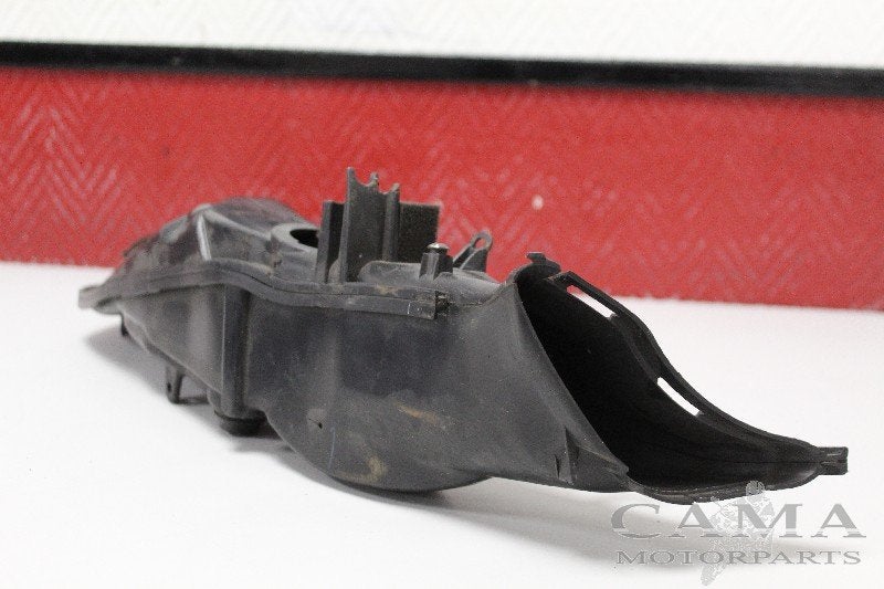 LUCHTINLAAT RECHTS Honda, Dhr. S. di Majo, Gebruikt, Info@cama-motorparts.nl, P.J. Troelstraweg 8 8
3144 CX  MAASSLUIS, NL