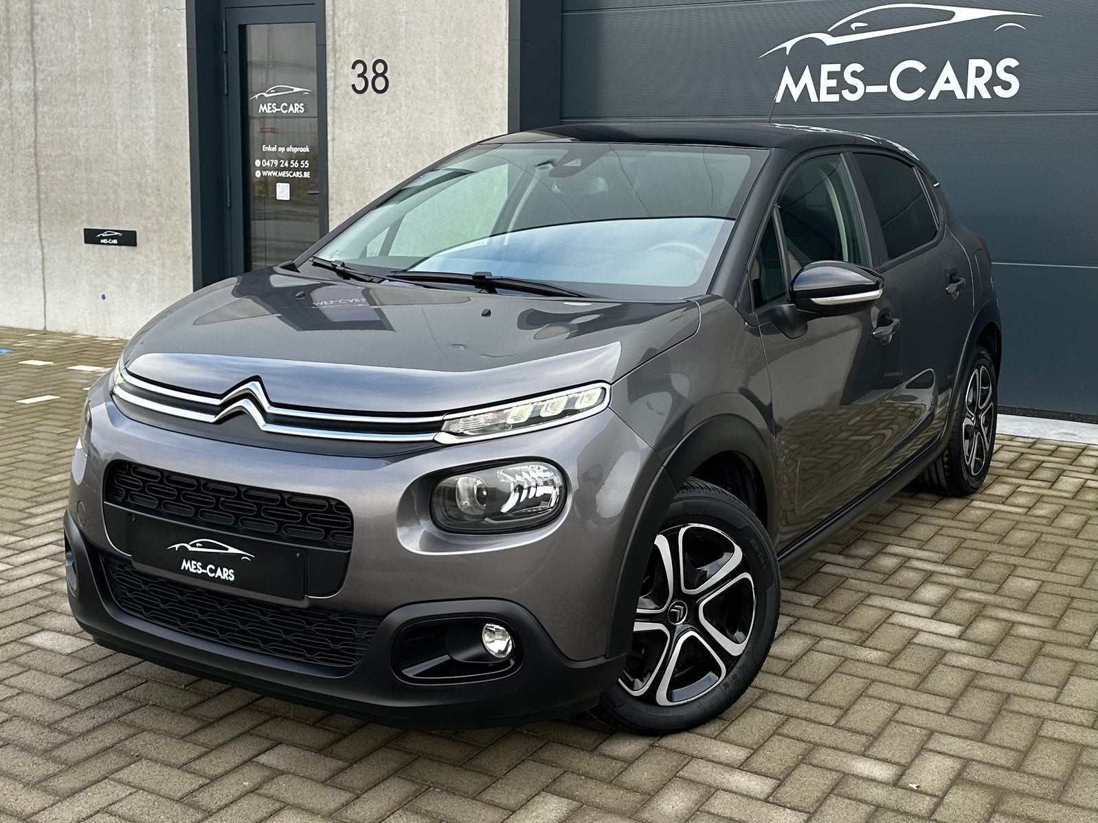 Citroën C3 1.2Benzine 133.000Km / Cruise - CarPlay 2020, Auto's, Dealer onderhouden, Stof, Zwart, Bedrijf