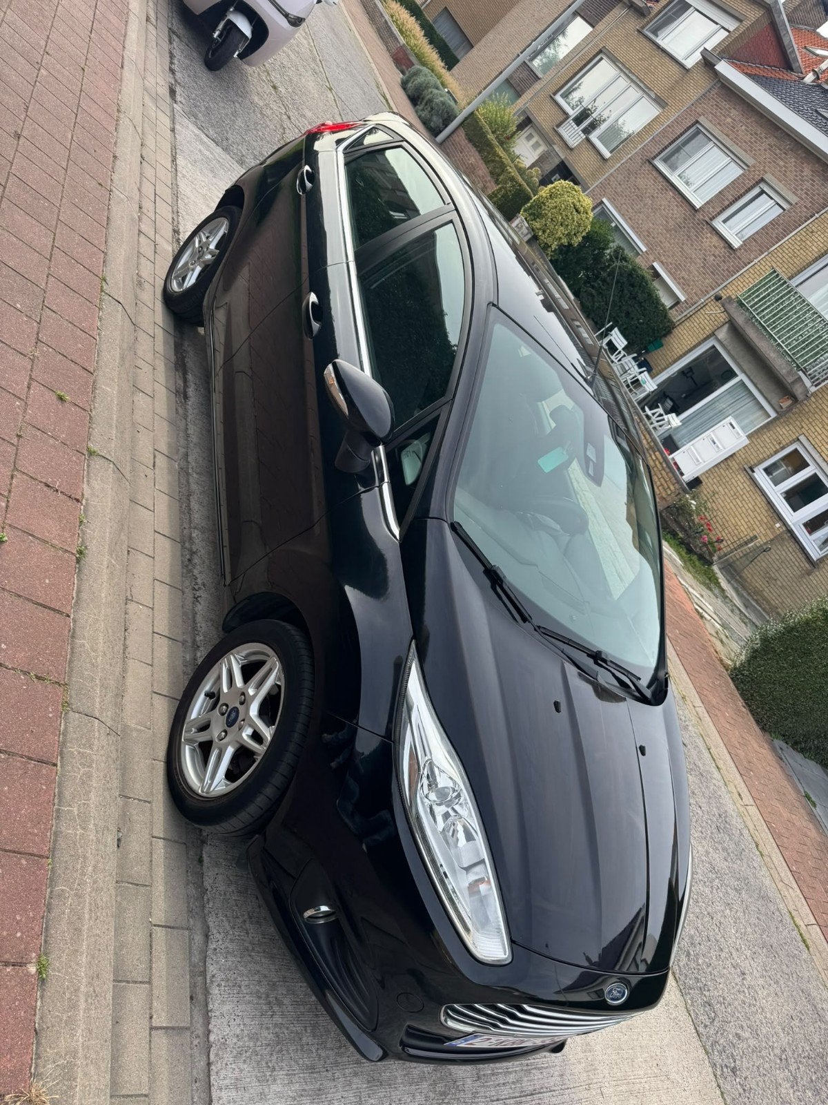 Ford fiesta, Euro 5, Zwart, Bedrijf, Handgeschakeld