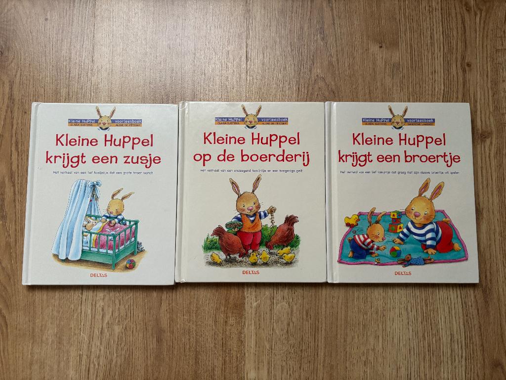 Drie boeken Kleine Huppel ( Aline de Petigny ), Boeken, Ophalen of Verzenden, Gelezen, Aline de Pétigny, 3 tot 4 jaar