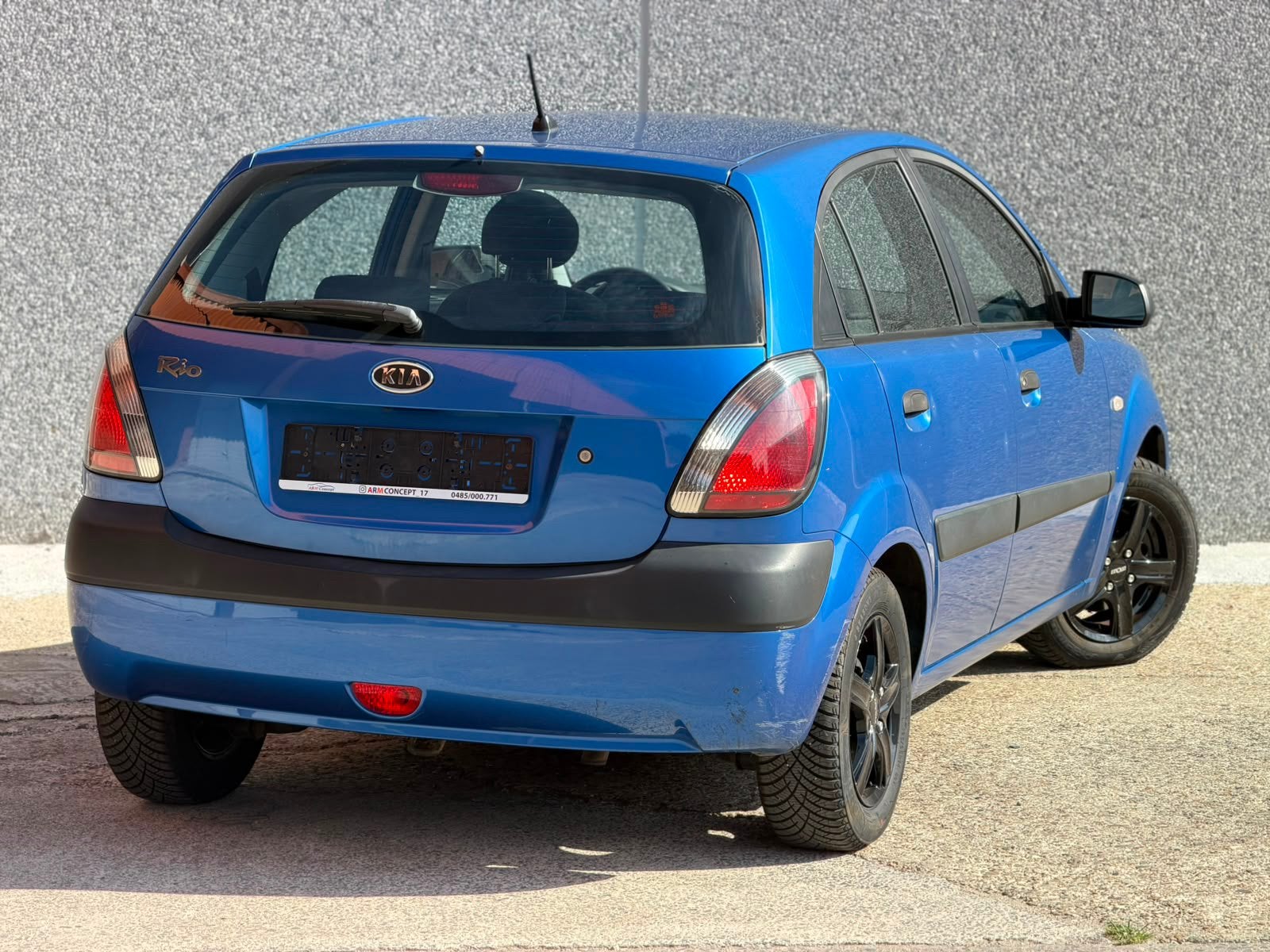 Kia Rio 1.4 Essence 2009 prête à immatriculer, Achat, https://public.car-pass.be/vhr/0fc21798-81f3-4278-9310-16b25c67dc5e, Entreprise