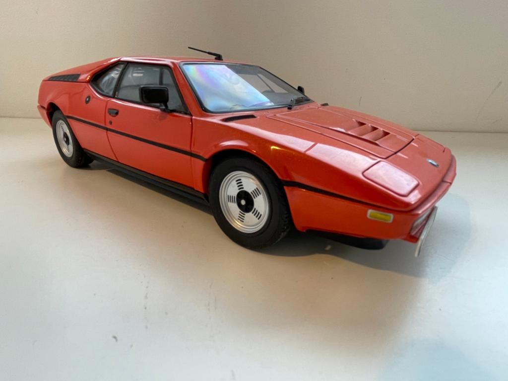 BMW M1 - schaal 1/18, Ophalen of Verzenden, Nieuw