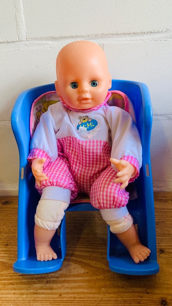 MIMI babypop met poppenstoel, Kinderen en Baby's, Ophalen, Gebruikt, Babypop