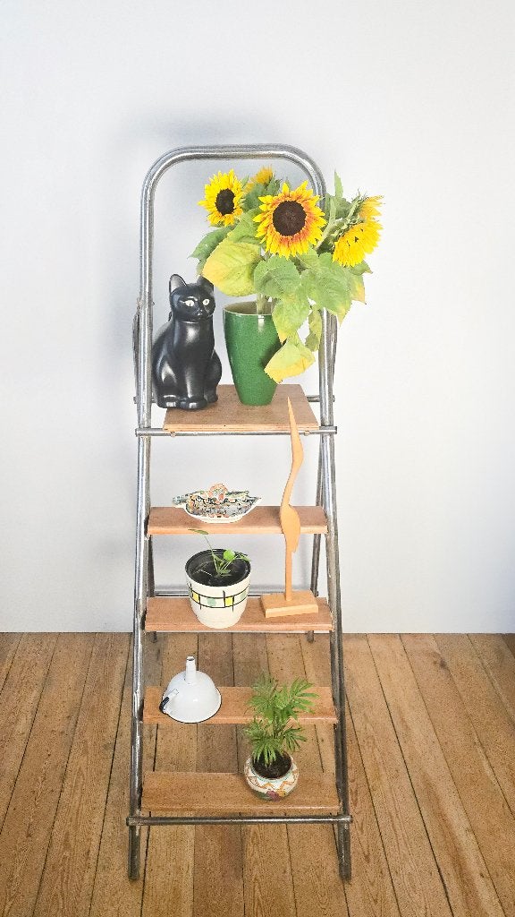 MEUROP trapladder - plantenhouder - metaal en hout - 1960, Ophalen of Verzenden, Zo goed als nieuw, Ladder, Opvouwbaar of Inschuifbaar