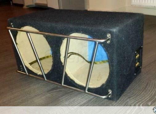 Baskist voor 2x10" subs, Gebruikt