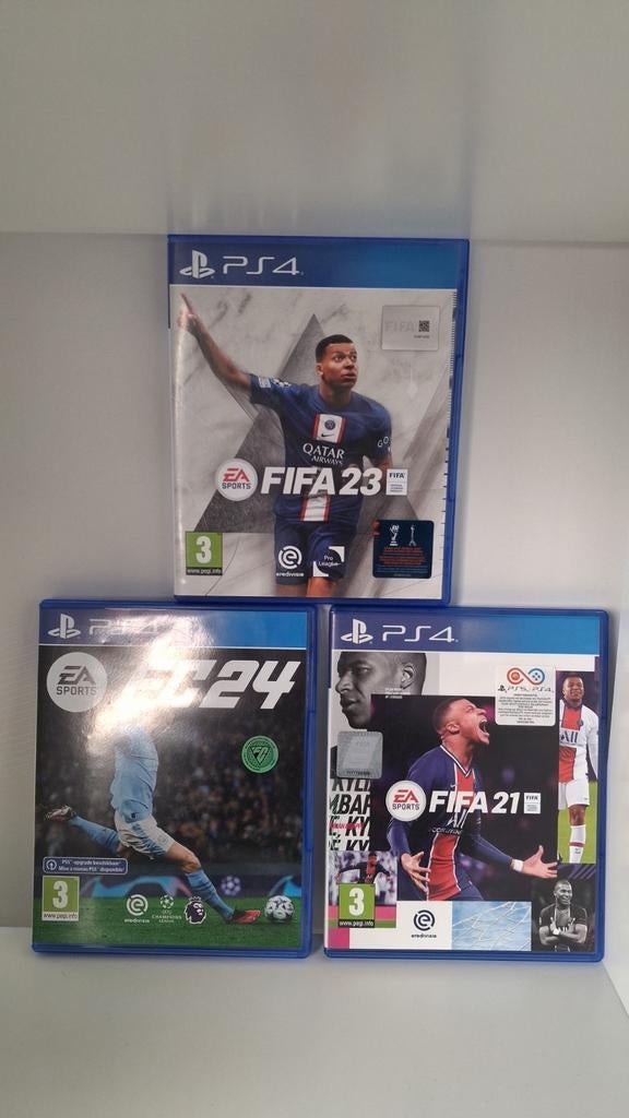 3 fifa games, Games en Spelcomputers, Games | Sony PlayStation Vita, Online, Verzenden, Refurbished, 3 spelers of meer