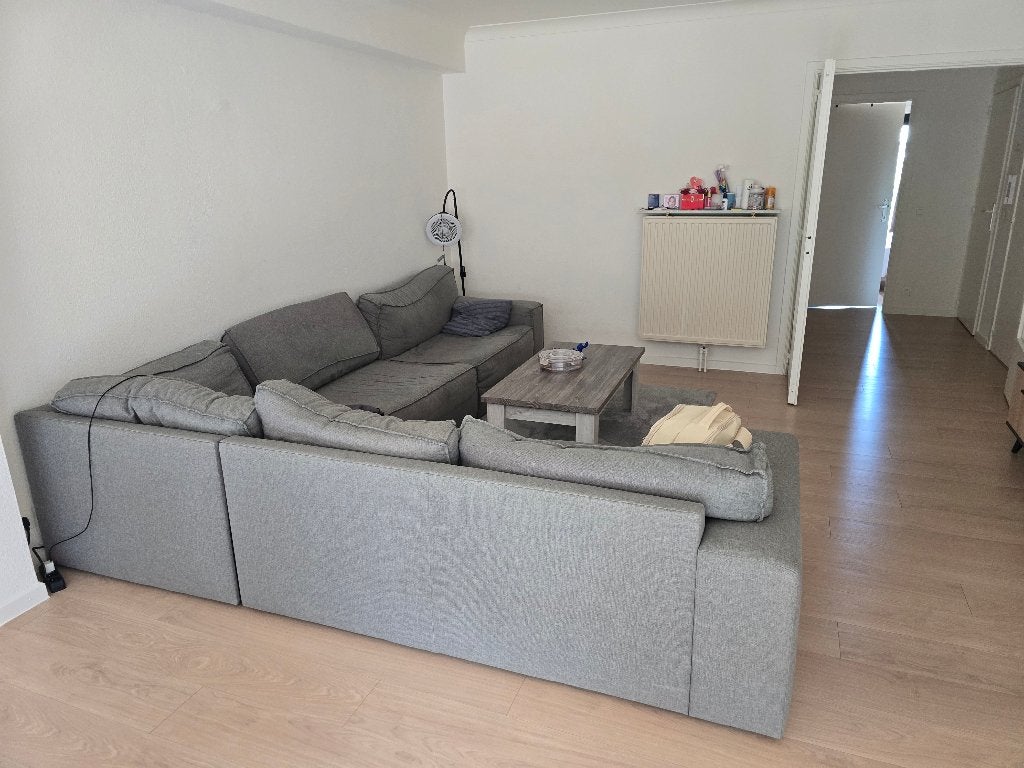 Large Grey Corner Sofa – Good Condition, Huis en Inrichting, Ophalen, Gebruikt, 200 tot 250 cm, Colt
