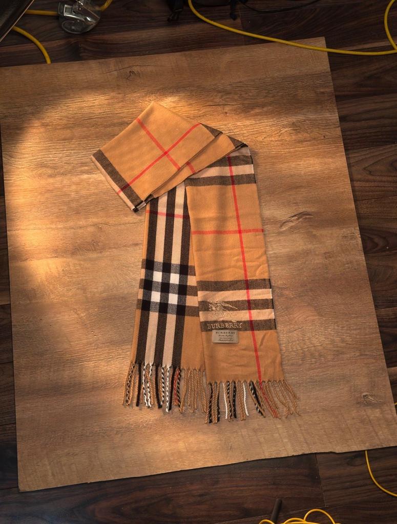 Burberry Sjaal 100% Kasjmier -Bruin - nieuw!!, Enlèvement ou Envoi, Neuf, Brun