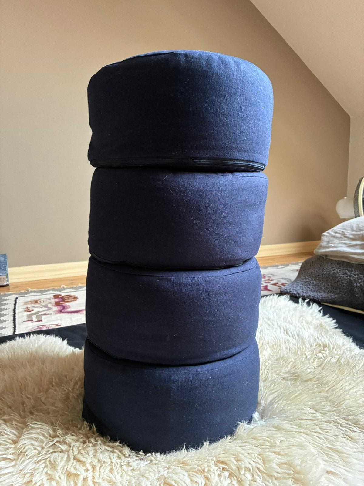 4 blauwe meditatiekussens, Sport en Fitness, Yoga en Pilates, Ophalen, Zo goed als nieuw