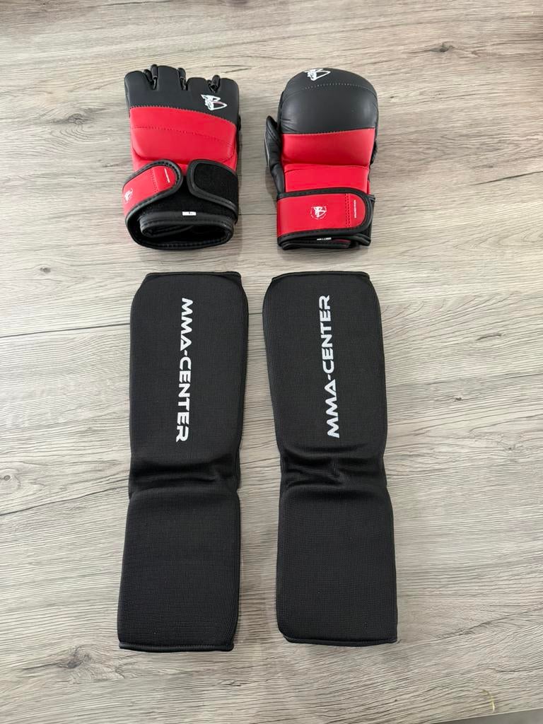 MMA handschoenen – nieuw, Sport en Fitness, Ophalen, Zo goed als nieuw