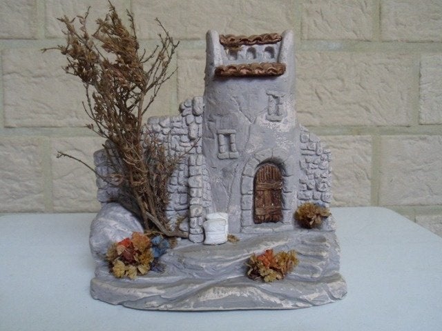 chalet en pierre miniature de Croatie, Maison & Meubles, Accessoires pour la Maison | Décorations murale, Comme neuf, Objet de décoration
