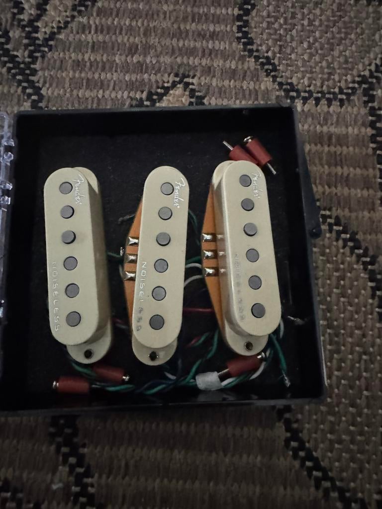 Micro Fender noiseless Gen4, Musique & Instruments, Enlèvement ou Envoi, Comme neuf