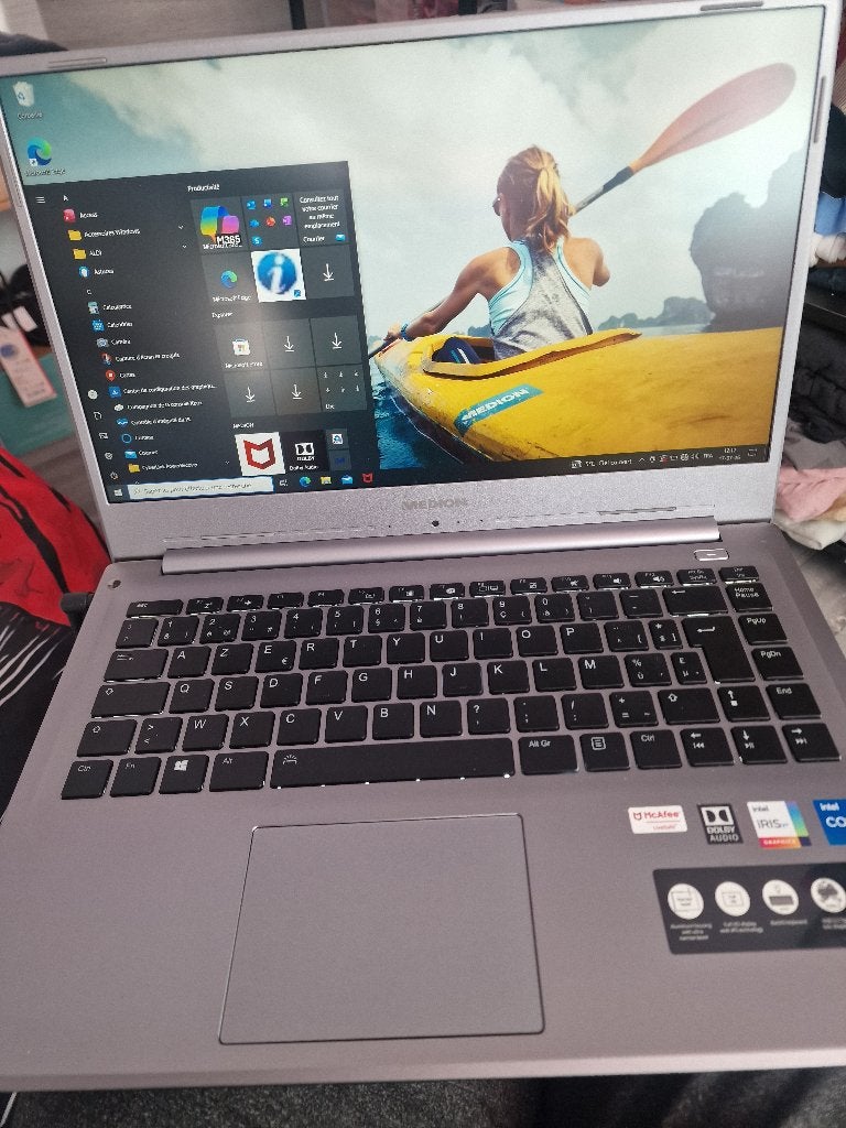 Pc portable Medion i5  modèle 1135g7 fonctionne parfaitement, Informatique & Logiciels, HDD, 8 GB, Medion, Enlèvement