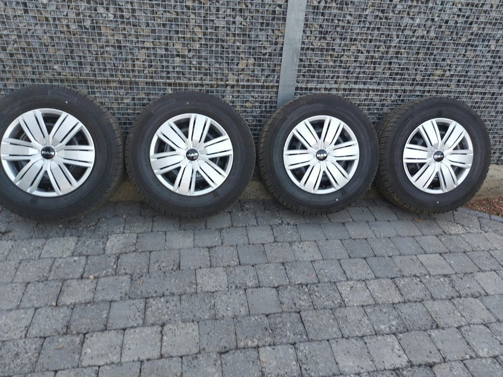 Man tge, vw crafter, Continental 4 saisons, Auto-onderdelen, Banden en Velgen, Ophalen, 16 inch, Banden en Velgen, 235 mm