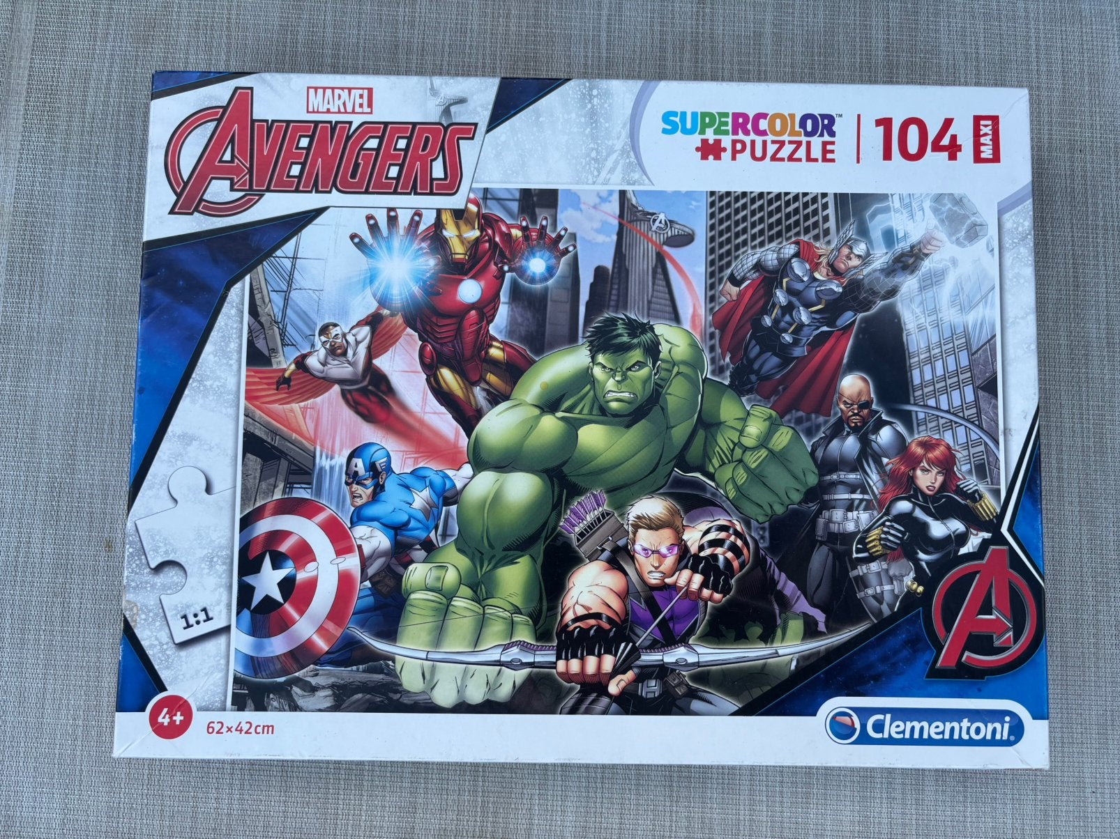 Puzzel Avengers - compleet - vanaf 4 jaar - 104 stukken, Kinderen en Baby's, Ophalen of Verzenden, Zo goed als nieuw