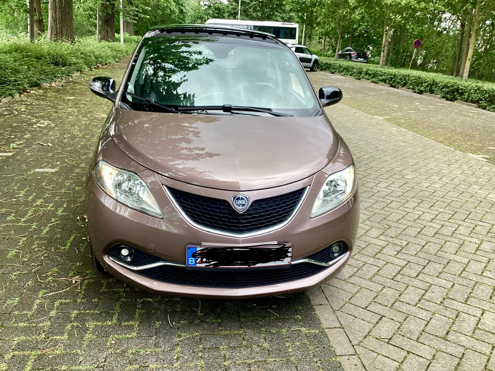 Lancia ypsilon Benzine BJ 2016, Cuir et Alcantara, Achat, Euro 6, Carnet d'entretien