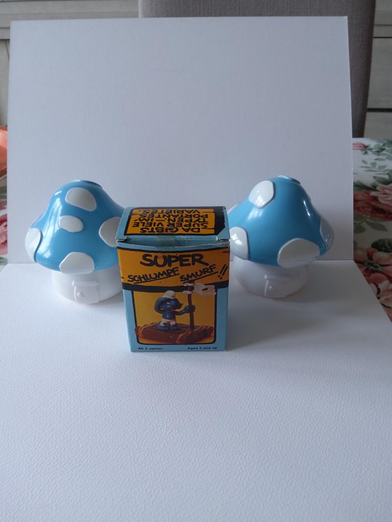 Supersmurf op vlot, Verzamelen, Smurfen, Ophalen of Verzenden, Gebruikt, Poppetje, Figuurtje of Knuffel