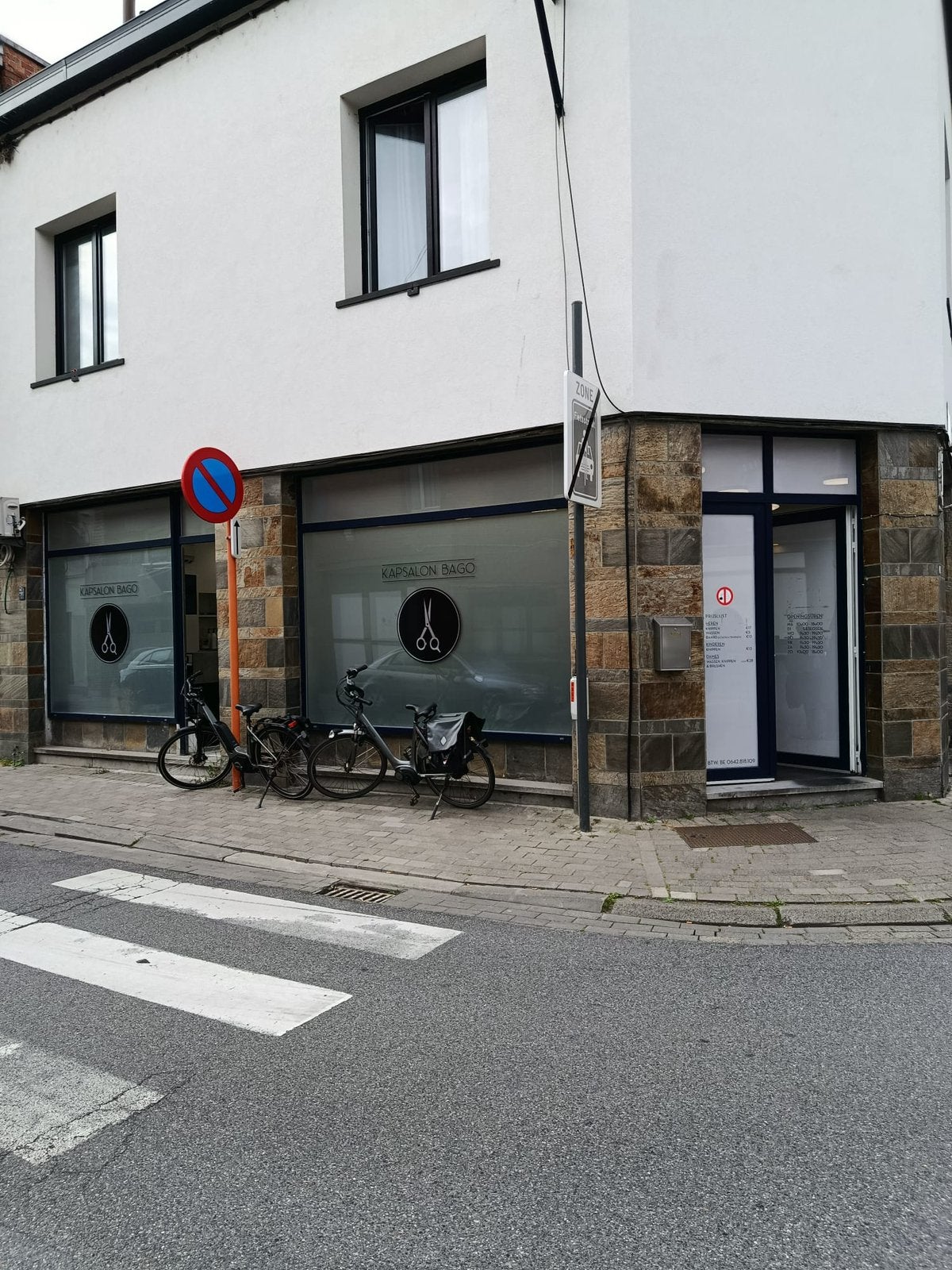 À louer – Local commercial, Immo, Appartements & Studios à louer