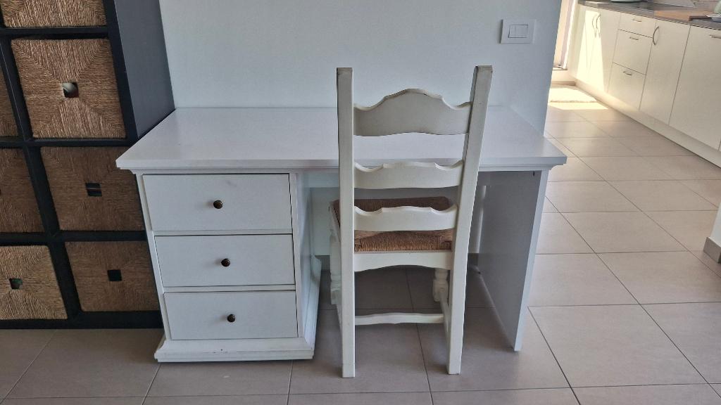 Bureau te koop, Autres marques, Autres styles, Autres matériaux, 129 cm