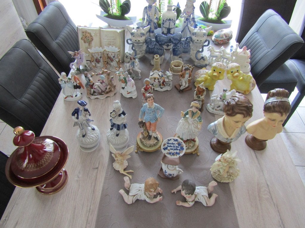 MOOIE Brocante BEELDEN 40 tal stuks, Ophalen