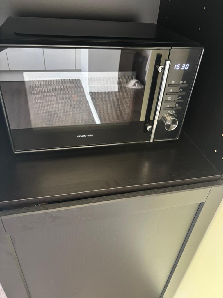 Combi magnetron iventum, Elektronische apparatuur, Ovens, Zo goed als nieuw, Heteluchtoven, Draaiplateau, Ophalen