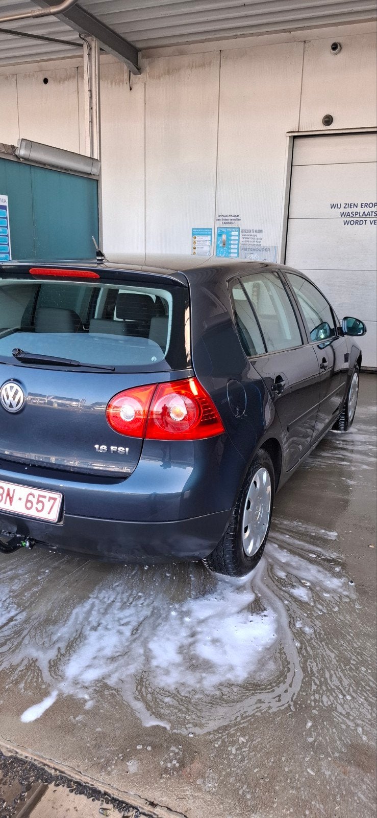 Volkswagen Golf 5 Benzine 1.6
Bouwj 2006.
Klm 207.000
TREKHA, Electronic Stability Program (ESP), Stof, 1595 cc, Euro 4