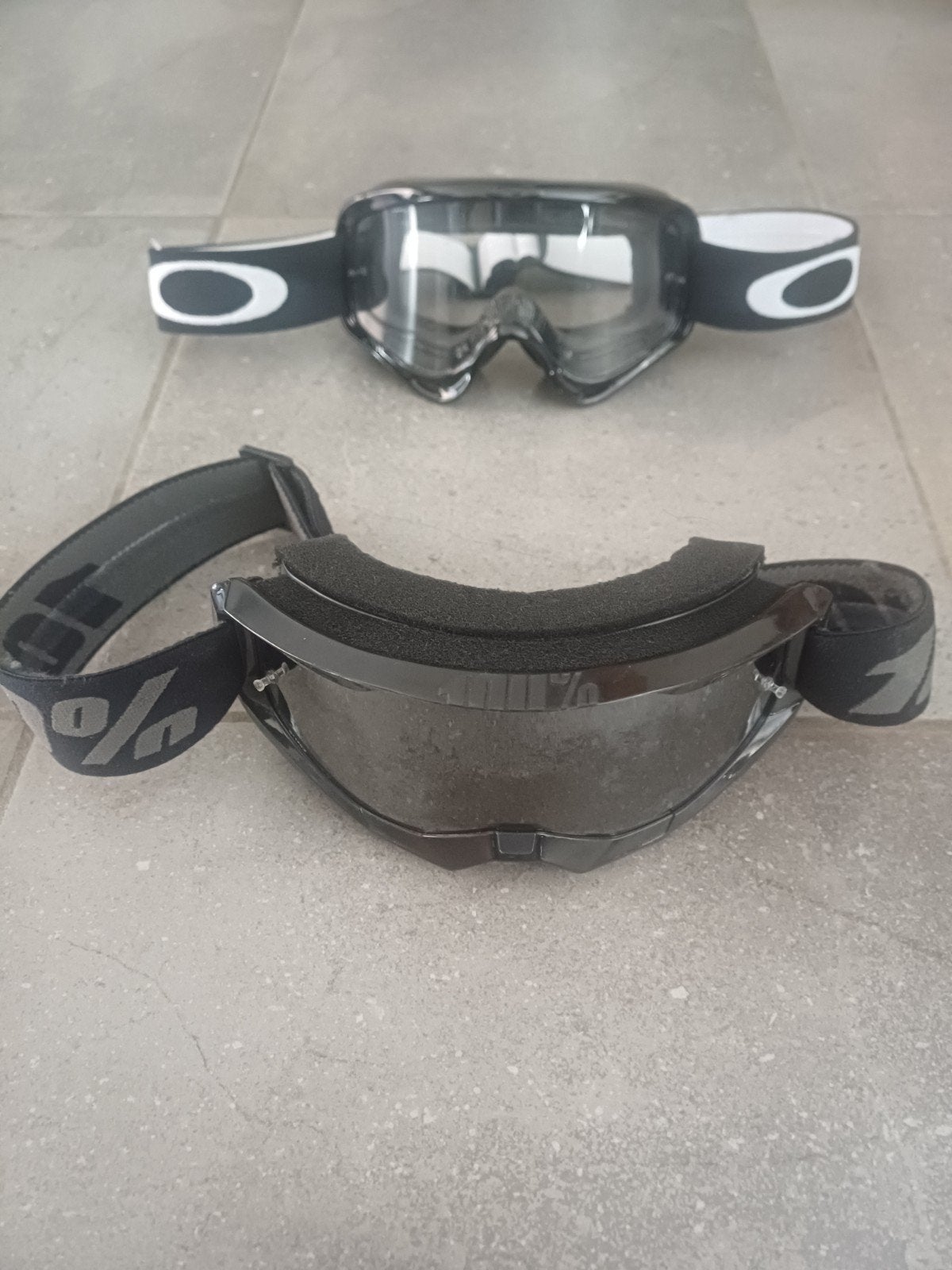 Oakley crossbril  - 100 % crossbril, Fietsen en Brommers, Brommerhelmen, Ophalen of Verzenden