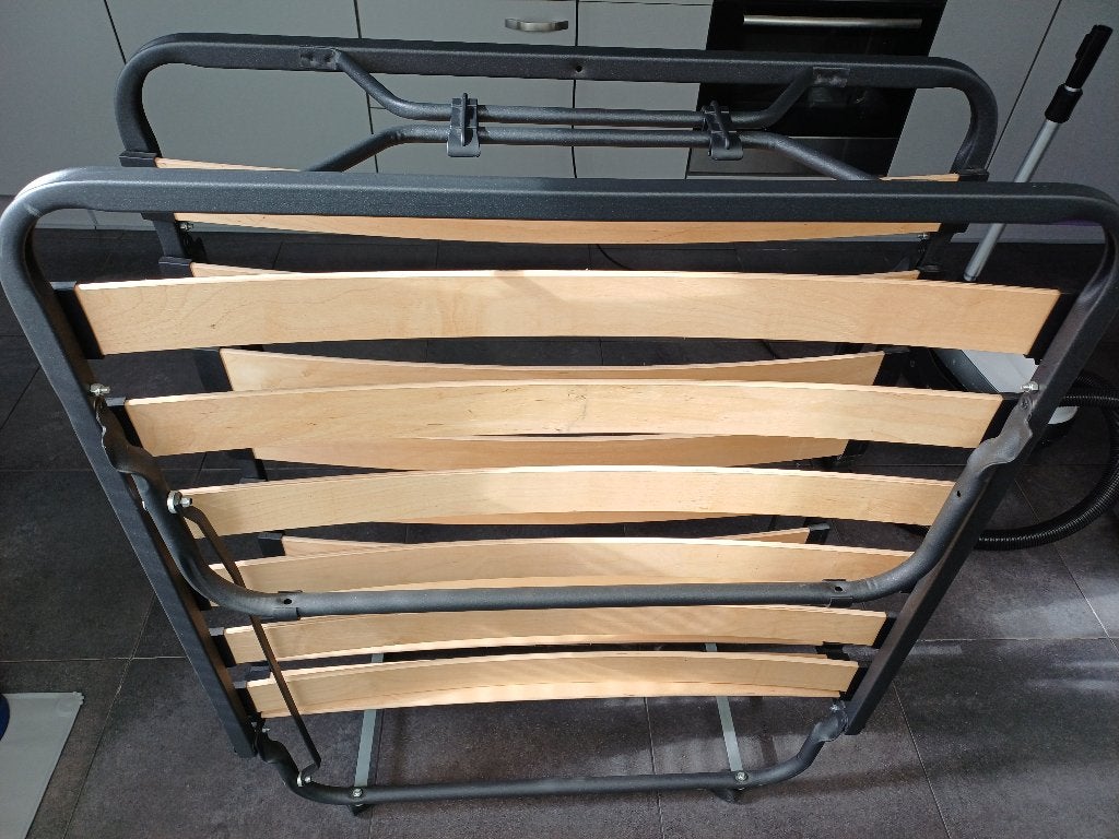 Logeerbed opvouwbaar, Ophalen, Zwart, 190 cm of minder, Zo goed als nieuw
