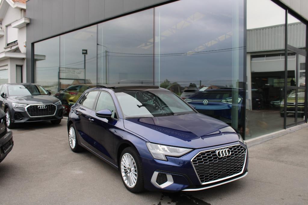 AUDI A3 SPORTBACK 30TFSI-LEDER-AC-OPEN DAK, Auto's, Audi, Euro 6, Blauw, Leder, Bedrijf