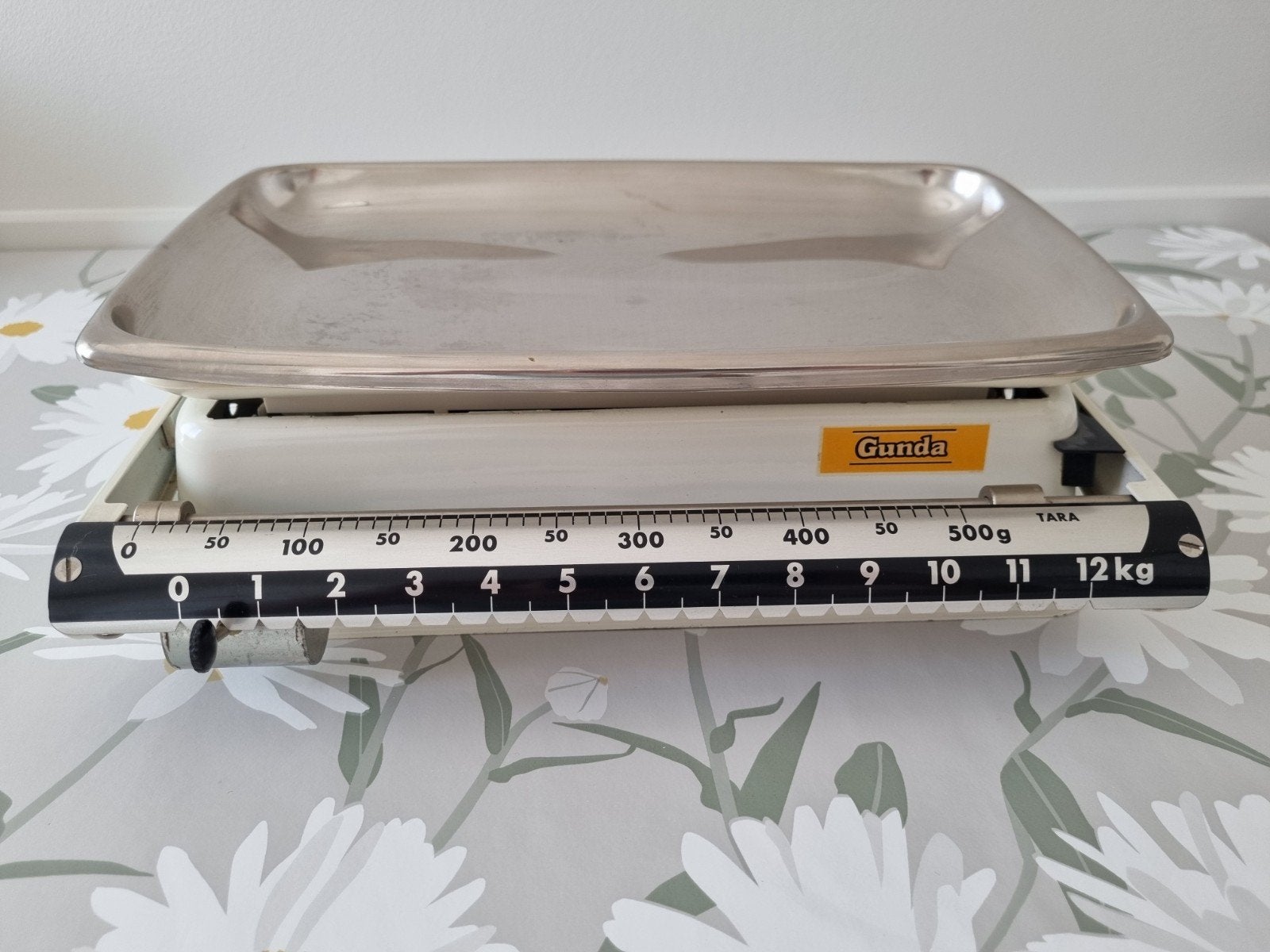 Retro keukenweegschaal tot 12kg, Ophalen, Gebruikt, Keukenweegschaal, 10 tot 50 kg