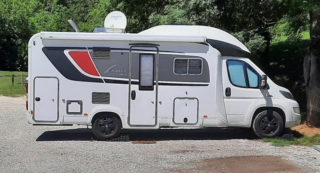 Burstner IT 680 G Ixeo, Caravanes & Camping, Camping-cars, Jusqu'à 4, Fiat, Boîte manuelle, Diesel