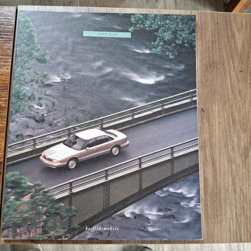 OLDSMOBILE  1995  LSS, Boeken, Auto's | Folders en Tijdschriften, Ophalen of Verzenden, Nieuw, Overige merken