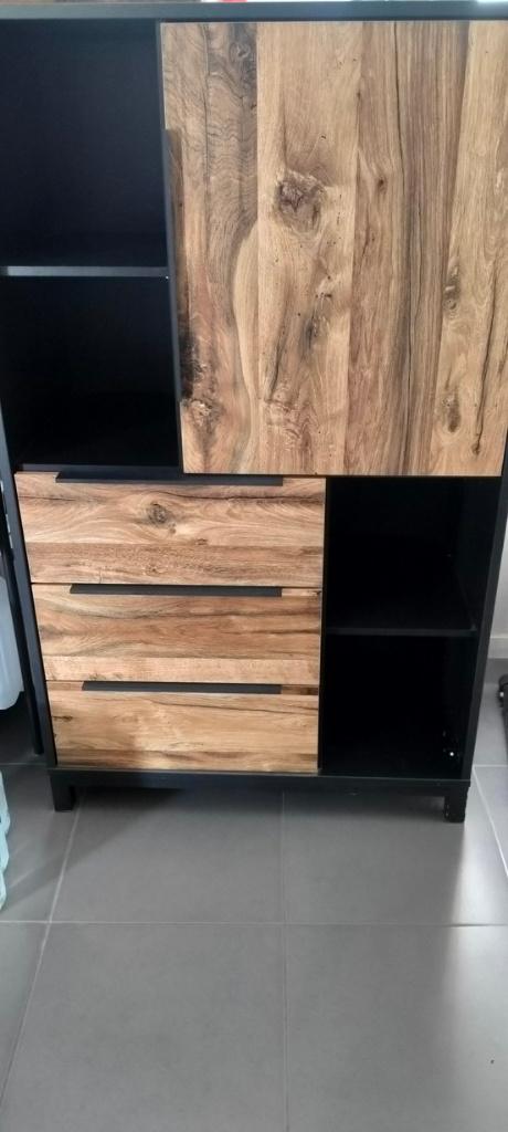Eetplaats met 4 Gratis zetels, Ophalen, Zo goed als nieuw, Eik + zwart, 4 tot 6 stoelen