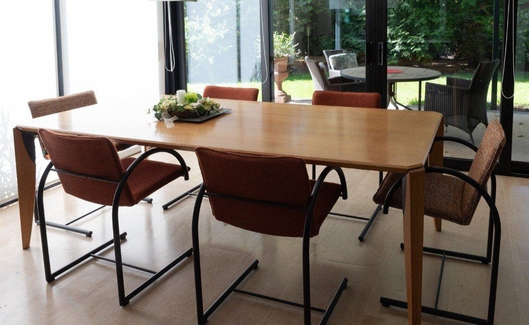 Leolux Houten Eettafel - 2.25M Lang, 1M Hoog - Goede Staat, Huis en Inrichting, Ophalen, 100 tot 150 cm, 200 cm of meer, Zo goed als nieuw