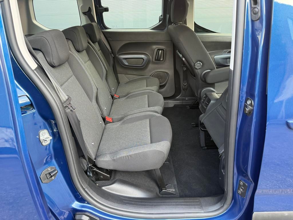 Peugeot Rifter 1.2PureTech 110 pk ALLURE PACK, Gebruikt, Zwart, Blauw, 5 deurs