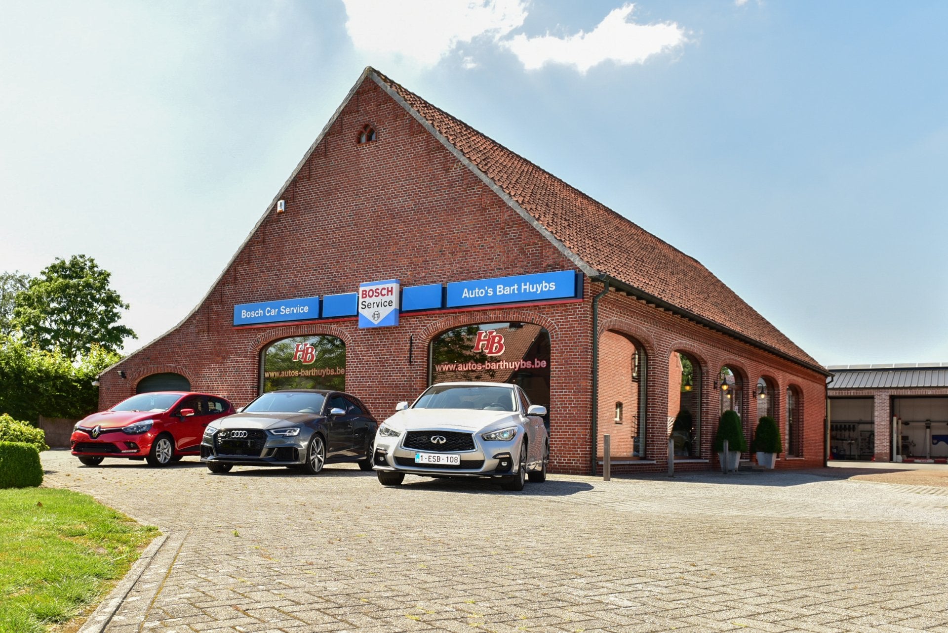 Volkswagen Tiguan Life 1.5 eTSI DSG - GPS / ACC / LED / AREA, Stof, 1498 cc, Overige kleuren, 5 zetels
