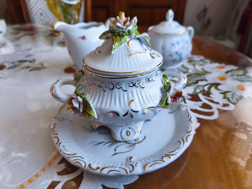 Lot de porcelaine : 2 sucriers + 1 pot à lait, Antiquités & Art, Enlèvement