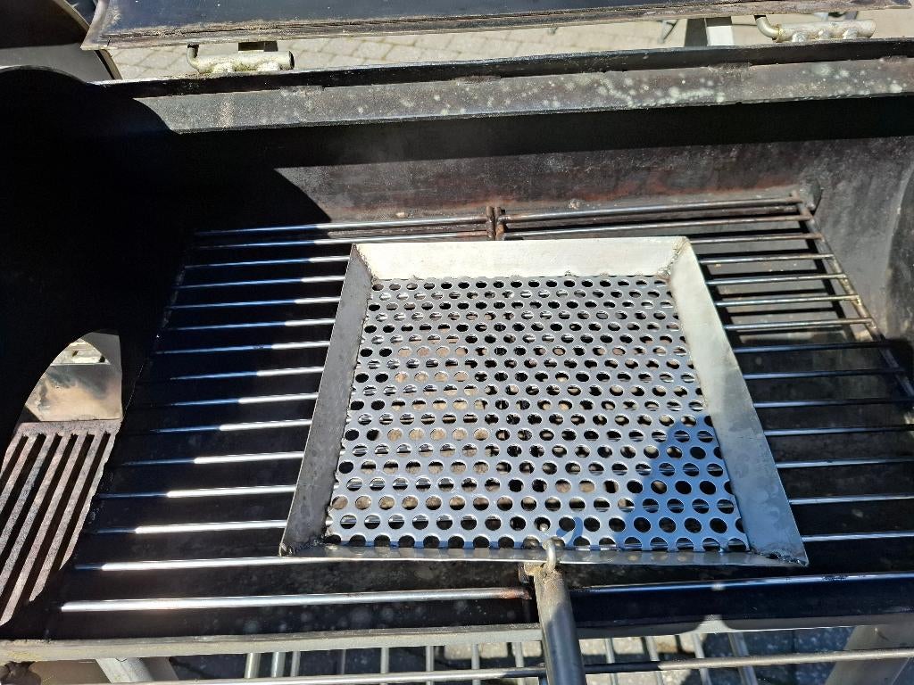 Oklahoma BBQ in roestvrij staal, Ophalen, Zo goed als nieuw, Zelfgemaakt, Met accessoires