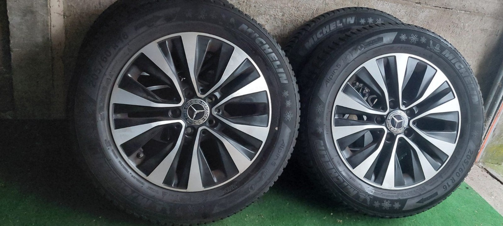 Original Mercedes A classe w177 jantes avec pneus hiver, Autos : Pièces & Accessoires, Enlèvement, Pneus hiver, Pneu(s)