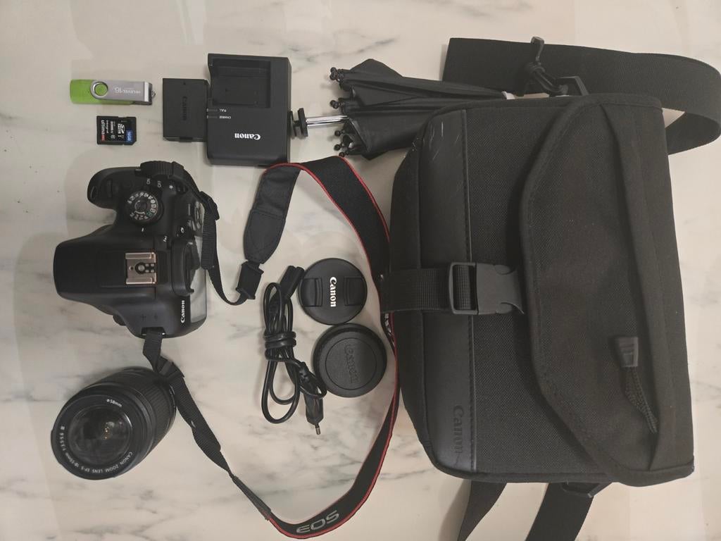 Canon EOS 2000D+18-55mm f/3.5-5.6 DC III+Tas+16GB kaart, Audio, Tv en Foto, Fotocamera's Digitaal, Ophalen, Canon