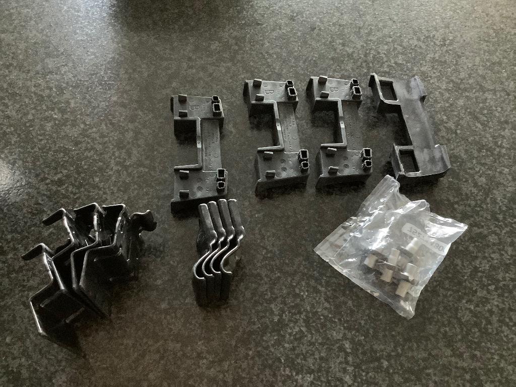 Thule kit 186003, Auto diversen, Dakdragers, Ophalen of Verzenden, Zo goed als nieuw