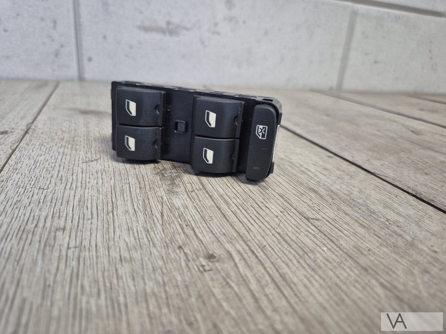 Raamschakelaar links van Citroen C3 Peugeot 208 98148907zd, -, Utilisé, -, Peugeot