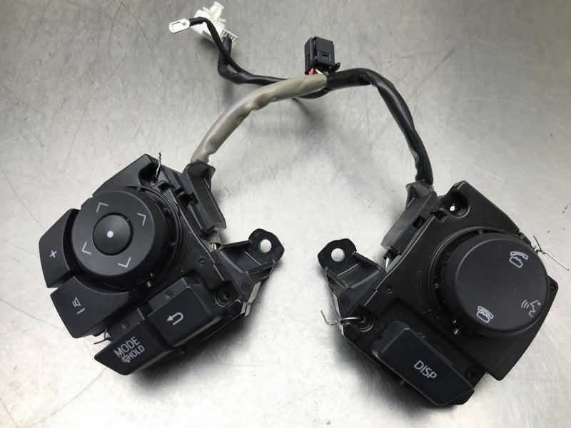 COMBISCHAKELAAR STUUR Toyota Auris (E18) (01-2012/03-2019), Gebruikt, Toyota