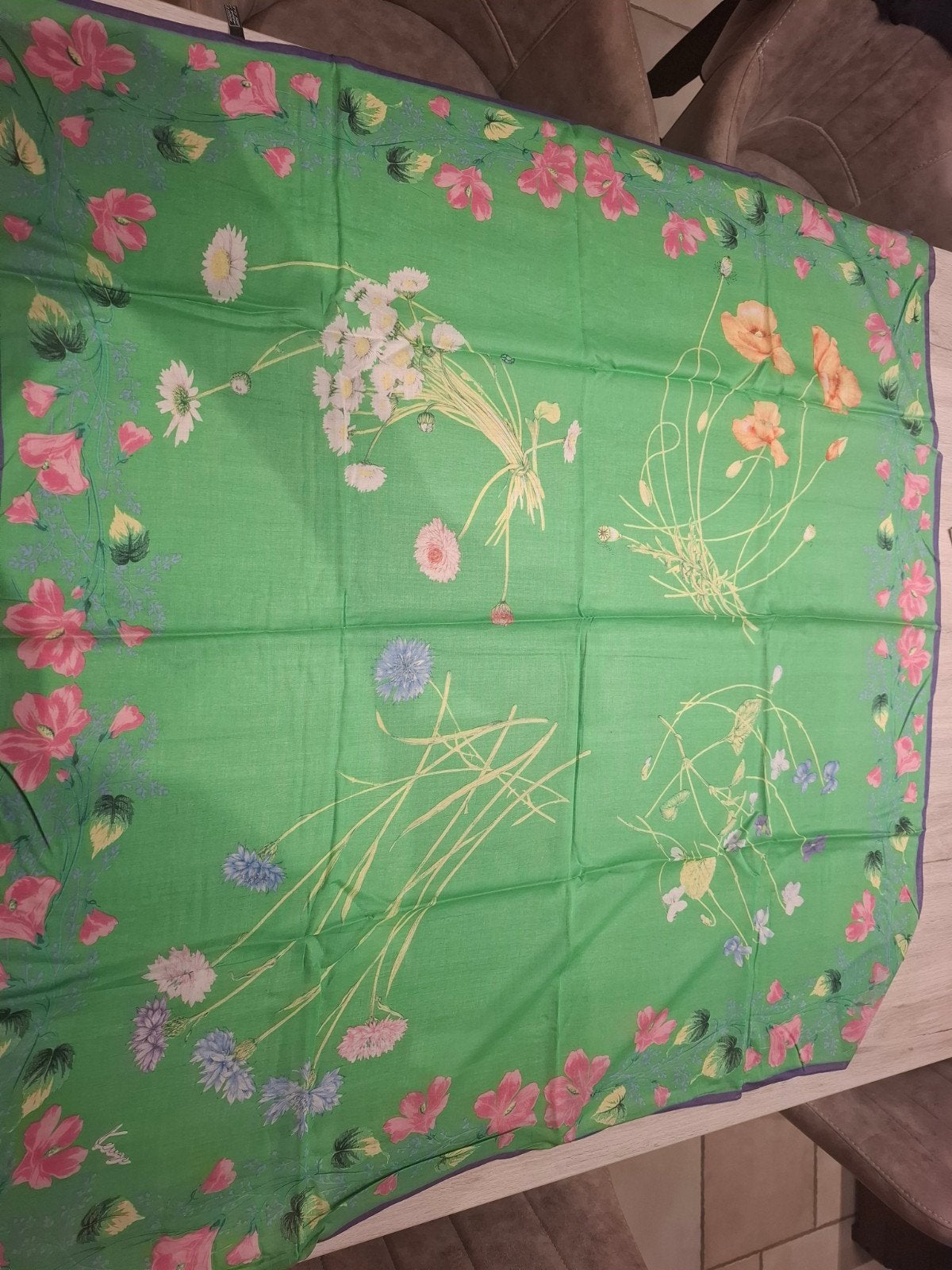Écharpe en soie/écharpe en soie Kenzo